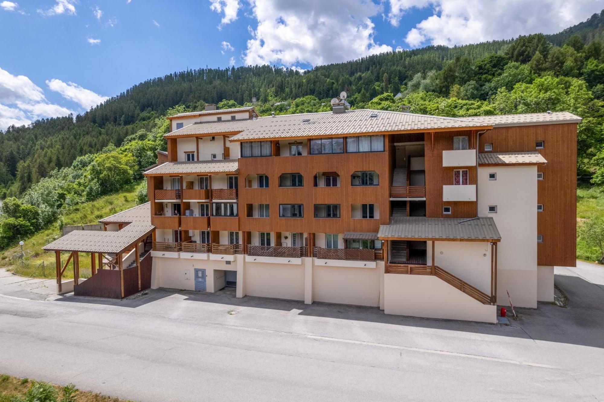 Studio De Charme Avec Vue Sur Le Val D'Allos, Parking Et Wifi Gratuit Exterior photo